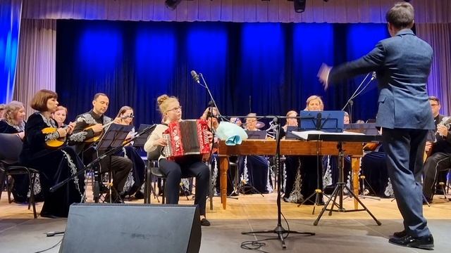 Фомина Диана Романовна.
Сонатина «Если бы Моцарт играл на гармошке» I ч.
«Народные инструменты» смотреть онлайн