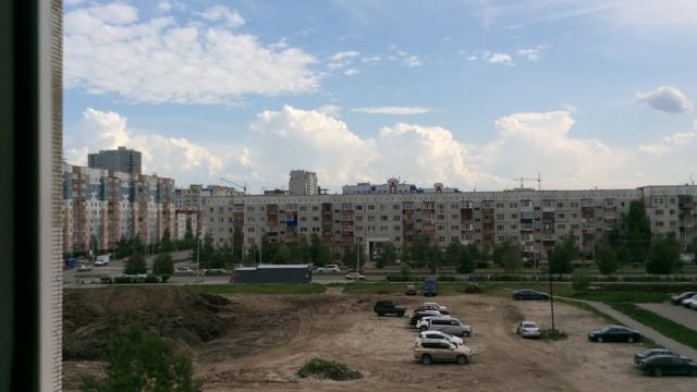 Надвигающийся штормовой ветер (Сургут 02.06.15) смотреть онлайн