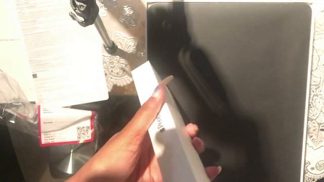 FINALLY LEAVING THE HOUSE- IPad Pro 2020 and Apple Pencil 2 unboxing and starting a new plushie смотреть онлайн