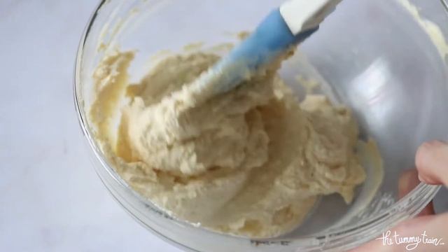 Apple Cinnamon Cupcakes using Maya Cake Mix | The Tummy Train смотреть онлайн