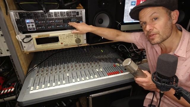 Using Analog Mixers with DAW смотреть онлайн