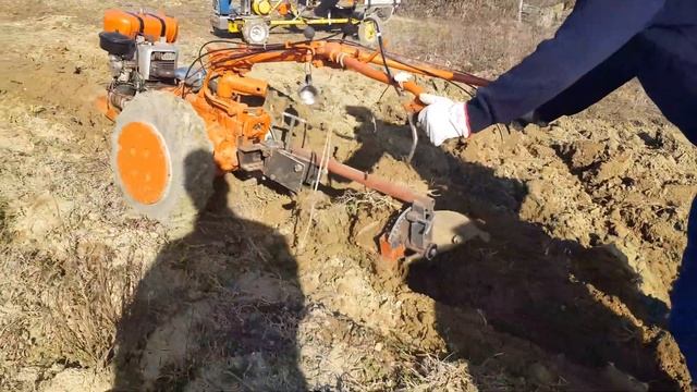 Oranje / Aratura / Ploughing ACME Motocultivator 4k смотреть онлайн