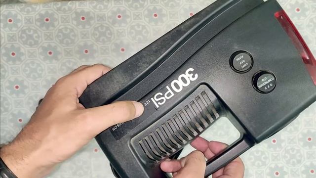 Portable tyre Inflator / Air compressor for cars #inflator #review смотреть онлайн