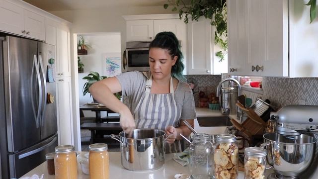 Apples Three Ways | Low Waste Preserving, Apple Butter, Apple Sauce, Apple Chips смотреть онлайн