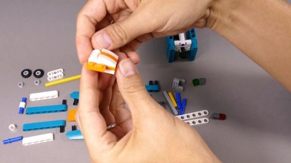 Frog - LEGO Technic 42117 V Model with FREE INSTRUCTIONS #grohl666 #42117 #legotechnic #raceplane