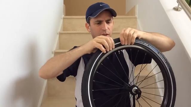 Schwalbe Marathon Racer HS 429 Tire Review смотреть онлайн