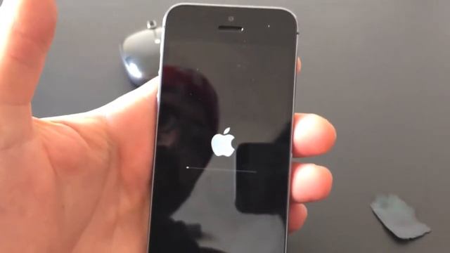 iOS 7 allow stolen iPhone to hijack Apple ID despite remote wipe смотреть онлайн