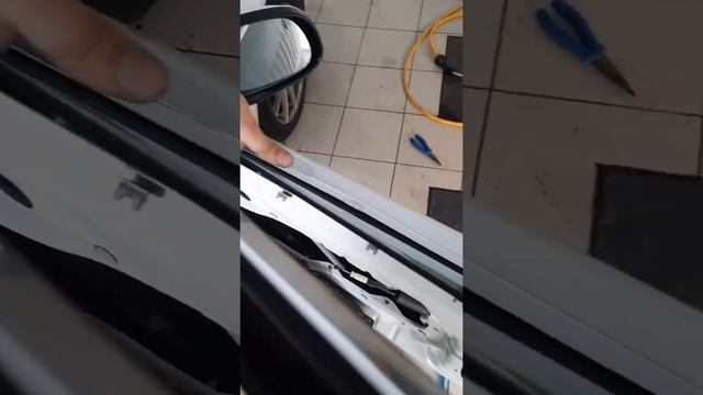 ягуар xf замена переднего правого стекла смотреть онлайн