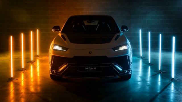 New Essenza SCV12 Limited Edition Is The Most Exclusive Lamborghini Urus Ever Made | News Hub смотреть онлайн