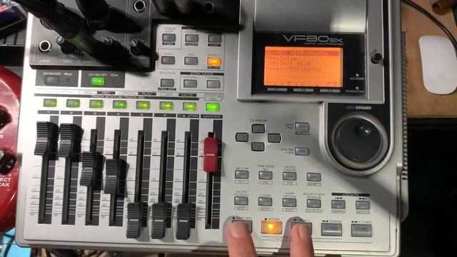 Using Older Recording Gear - Blissful & Simple! A short session.... смотреть онлайн