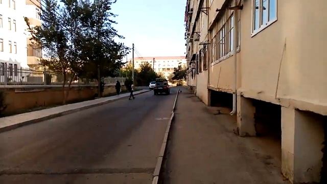 Сумгайыт 12 -й микрорайон /средняя школа 30 / пешие прогулки по микрорайону сентябрь 2021 смотреть онлайн
