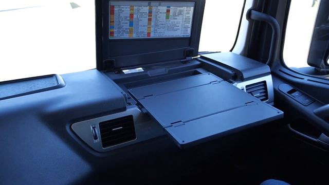 一汽解放J7试乘：最宽的810mm卧铺 车况智能自检|Eva的科技生活 смотреть онлайн