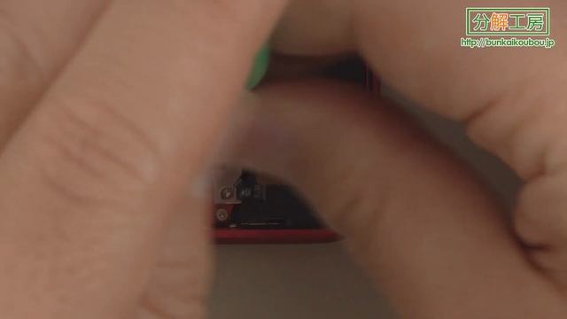 iPhone SE 第2世代全分解！【発売当日版・音声解説入り】【分解工房】 смотреть онлайн
