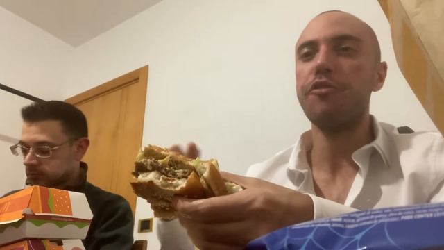 BIG MAC CHALLENGE ITA 2500 KCal - Man vs. Food | IBD Challenge [ep.2] смотреть онлайн