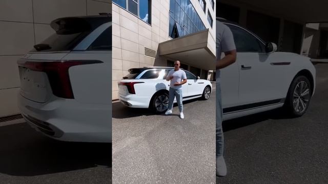 Китайский автомобиль . Авто из Китая . Ролсройс по китайски . Hongqi E-HS9 смотреть онлайн
