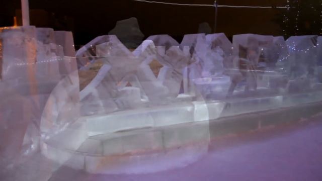 Сегодня утром ледовый городок распахнул двери смотреть онлайн