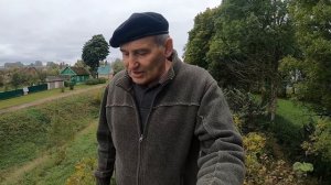 6. В автодом ПАЗ-3201 зашла в гости обворожительная гдовичка