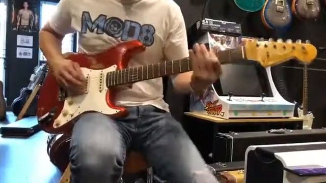 Fender Custom Shop Supreme Heavy Relic SFA Candy Apple Red Sum41 Out For Blood Cover Demo! смотреть онлайн