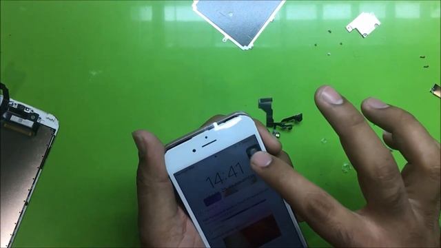 Replacment Iphone 6s Lcd Sacreen ! A1688