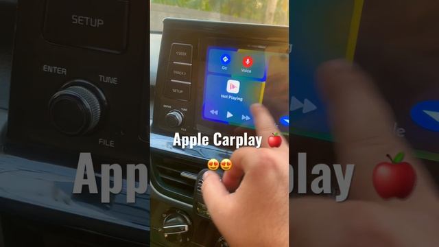 Apple carplay uses in Kia Seltos смотреть онлайн
