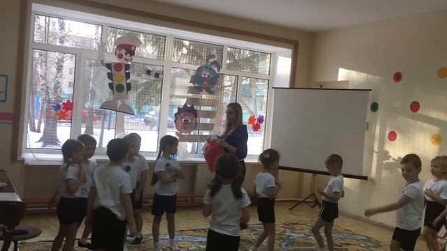 Формирование навыков безопасного поведения на улицах и дорогах у детей дошкольного возраста" смотреть онлайн