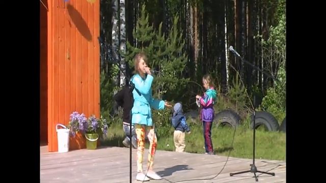 "А я устала" - исполняет Чапурина Анастасия - лето 2016 г. смотреть онлайн
