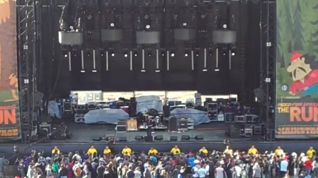 Bob Mould - Hardly Getting﻿ Over It (Husker Du Candy Apple Grey) Sasquatch! 2011 смотреть онлайн
