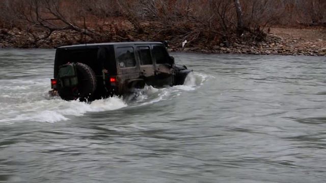 Jeep Wrangler Deep Water Crossing #mooreexpo смотреть онлайн