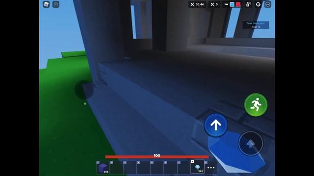 Buying Tier 100 team Generator in roblox bedwars! смотреть онлайн