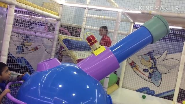 Indoor Playground For kids play time + fun with other Kids | Lulu Mall المملكة الأربية السعودي смотреть онлайн