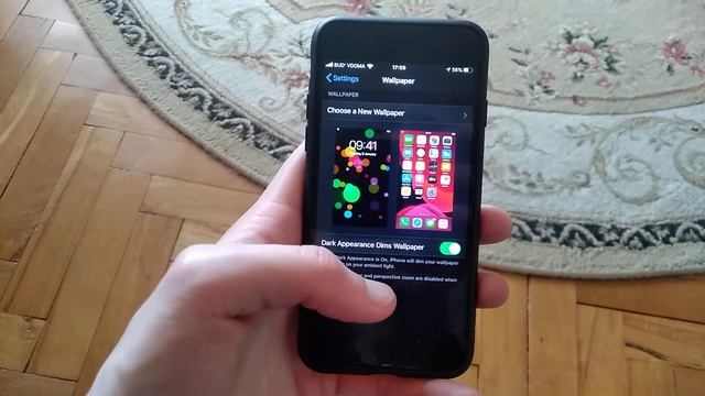 Enable Dark Appearance Dims Wallpaper In IPhone смотреть онлайн