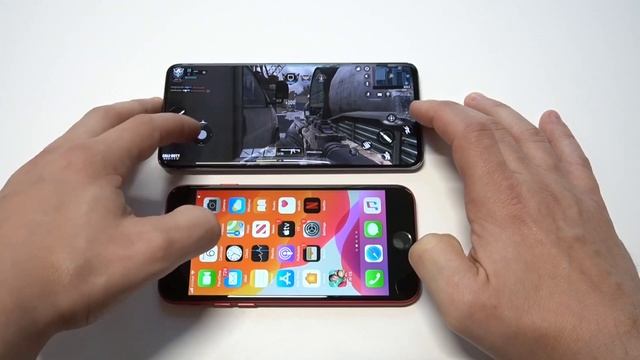 Iphone SE 2nd Generation vs Galaxy S20 - Which To Buy? смотреть онлайн