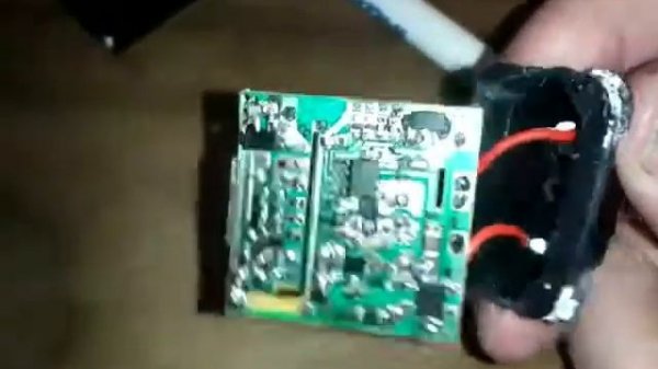 зарядное устройство ROCK. ROCK charger 5V. 1A (1000mA).