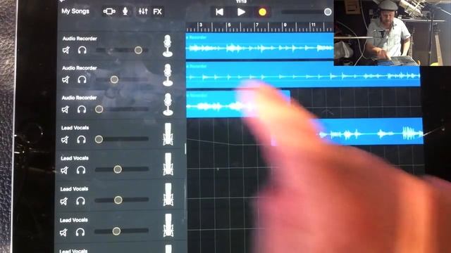 GarageBand iOS 11_ using the iPad mic смотреть онлайн