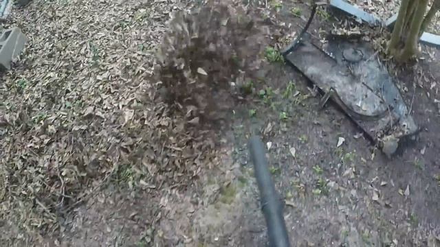 Tender Care Makes Leaf Clean Up a Breeze with a Backpack Blower смотреть онлайн