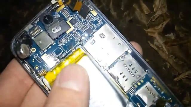 ЖЕСТОКИЙ КРАШ-ТЕСТ КИТАЙСКОГО iPhone 5! ЧАСТЬ № 1 смотреть онлайн