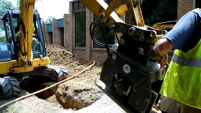 Hudco HC12 Compactor -5 смотреть онлайн