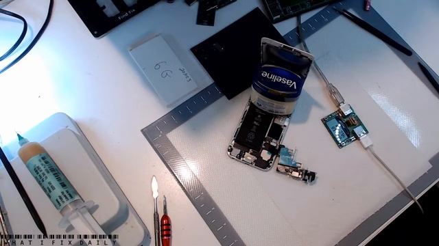 iPhone 6 - "no charge" Is it dock, battery, or tristar? смотреть онлайн