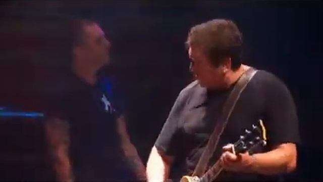 Ramones Henry Rollins Stive Johnes - Blitzkrieg Bop смотреть онлайн