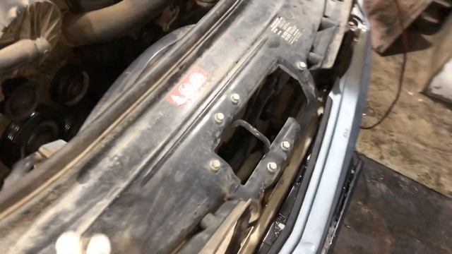 Снятие генератора Mercedes-Benz W221 M272 3.5L смотреть онлайн