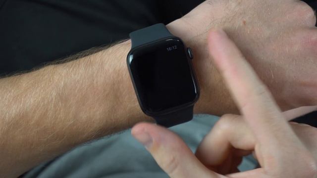 Test Apple Watch SE : L'Apple Watch à acheter ! смотреть онлайн