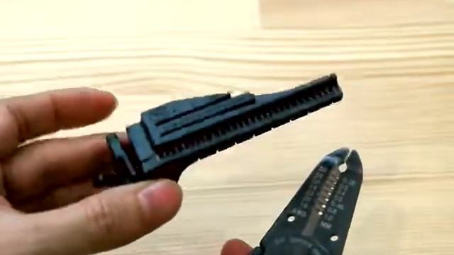 Wire Stripper Gauge Setup Demo смотреть онлайн