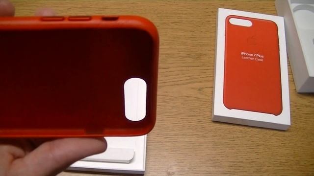 Apple Leather Case for iPhone 7 Plus Unboxing смотреть онлайн