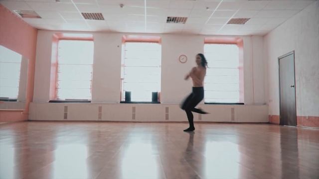 Карина Захарова | iphone SE, FiLMiC Pro, SmoothQ Cinematography | Cаратов смотреть онлайн