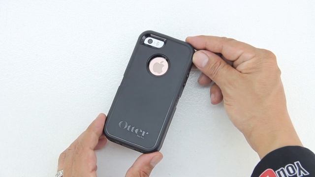 How To Install The Otterbox Defender Series Case On The iPhone SE! смотреть онлайн
