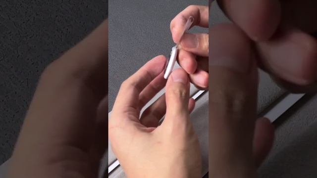 Sound On! 🔊 Unboxing Apple's Most Expensive Hermès AirTag смотреть онлайн