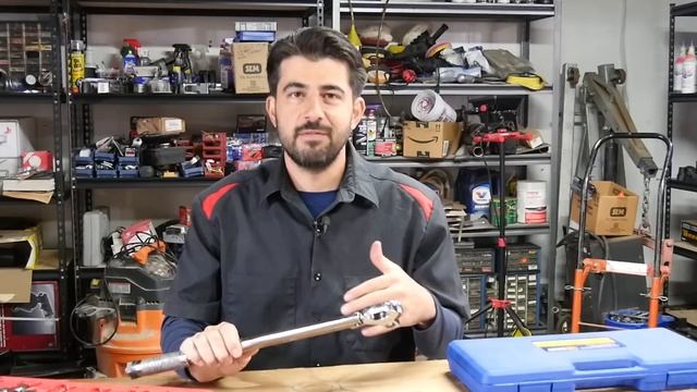 How To Use A Crowfoot Wrench With A Torque Wrench