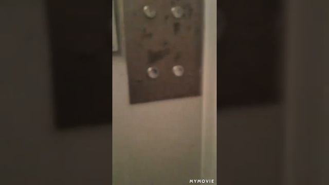 Застрял в лифте. Чото странное с ним!!! ⚠️⚠️⚠️ смотреть онлайн