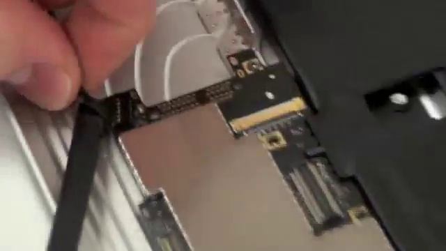 iPad Teardown - Logic Board смотреть онлайн
