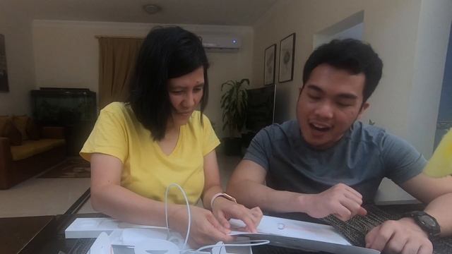 UNBOXING APPLE I-WATCH || 1000 SUBSCRIBERS || GIFT смотреть онлайн